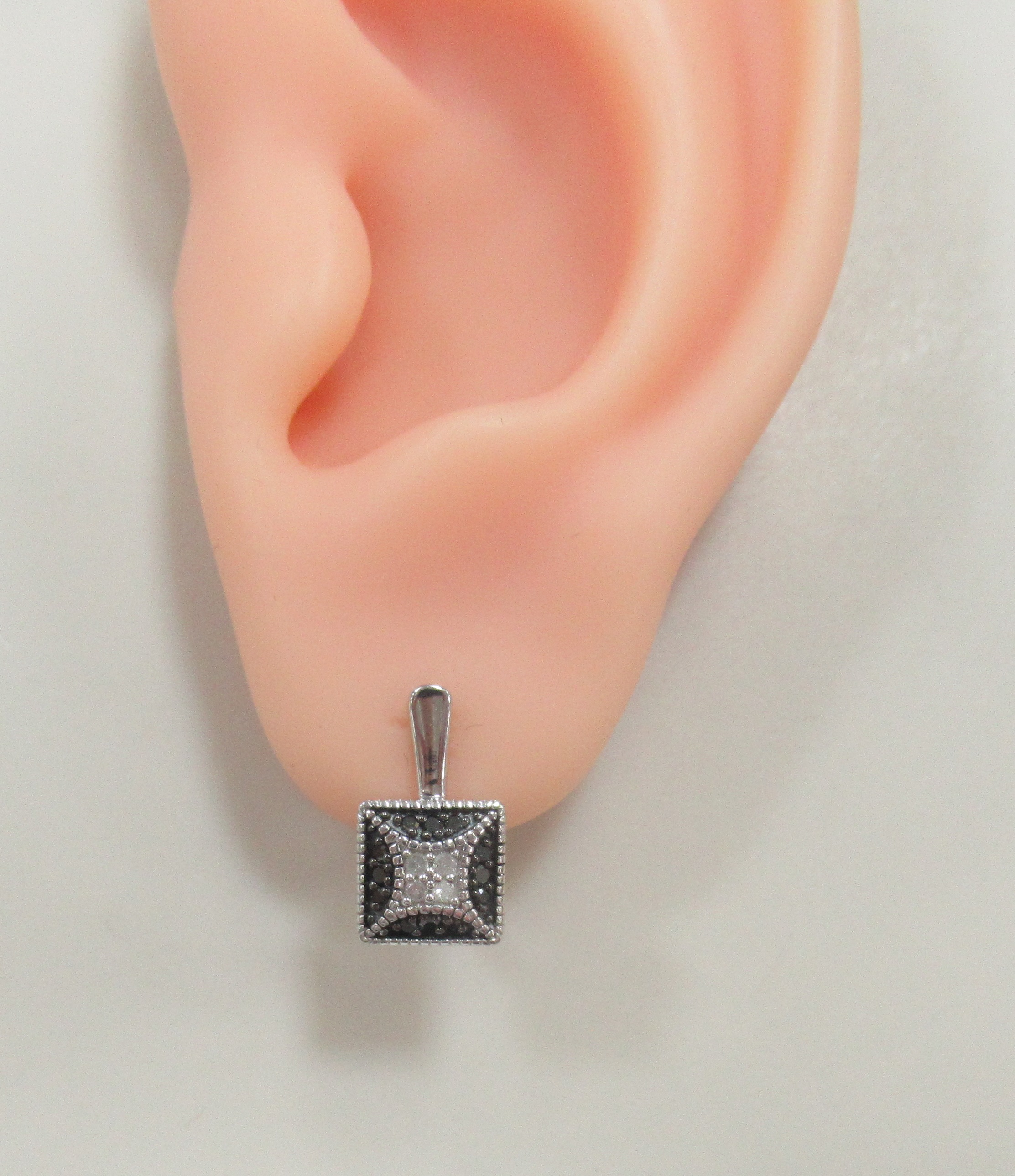 10521-001047 Серьги (Ag 925)